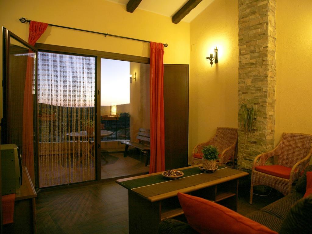 Casa Rural Con Jacuzzi en Castellón Chert Habitación foto